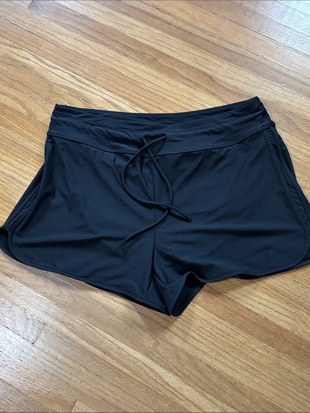 CRZ YOGA Black Women's Athletic Shorts with Drawstring Waist